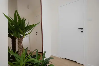 Plan piętra w obiekcie Unique 2 Bedroom Apartment with Air Conditioning in Warsaw by Noclegi Renters