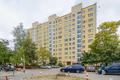 Budynek, w którym mieści się apartament