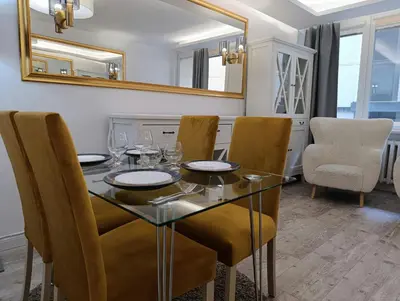 Część wypoczynkowa w obiekcie Wola Mirow 3 room apartment
