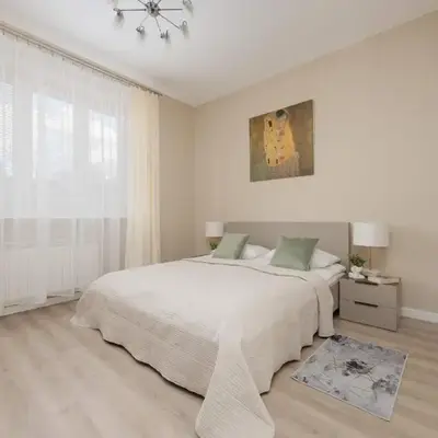 Beige Apartment near PGE and Park Praski Perfect for Remote Work by Noclegi Renters