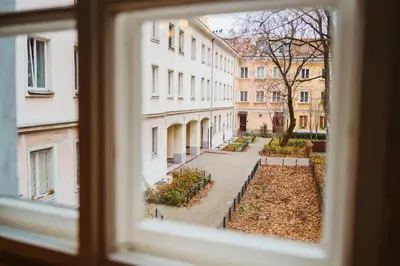 Budynek, w którym mieści się apartament