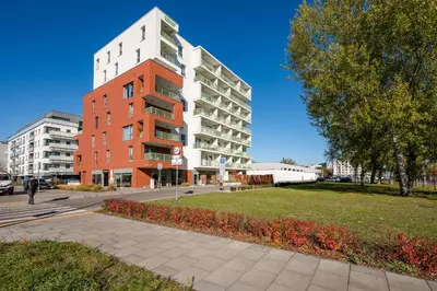 Budynek, w którym mieści się apartament