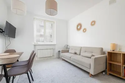 Telewizja i/lub zestaw kina domowego w obiekcie RentPlanet - Apartament Politechnika