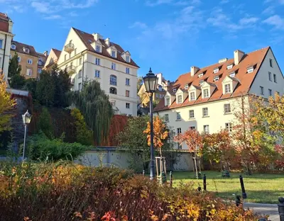 Budynek, w którym mieści się apartament