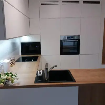 Luxury Apartment in heart of Warsaw with parking
