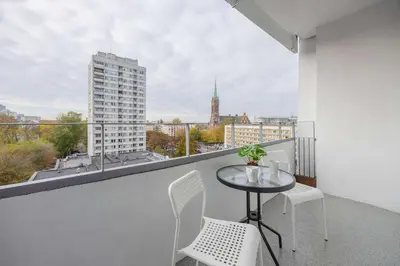 Balkon lub taras w obiekcie Family Apartment with Homely Atmosphere and Excellent for Remote Working by Noclegi Renters