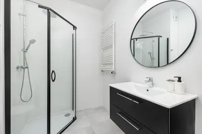 Łazienka w obiekcie Białej Koniczyny 5 by Homeprime