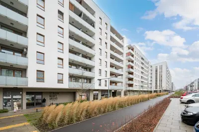 Budynek, w którym mieści się apartament