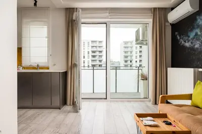 Telewizja i/lub zestaw kina domowego w obiekcie Ursus Luna Apartment by BookingHost