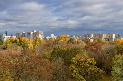 Widok na miasto Warszawa z tego apartamentu