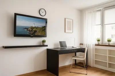 Telewizja i/lub zestaw kina domowego w obiekcie Modern apartment on Bagno Street in Center of Warsaw City