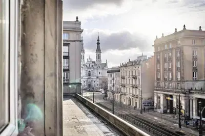 Widok na miasto Warszawa z tego apartamentu