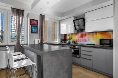 Kuchnia lub aneks kuchenny w obiekcie Gold Point 89 - Central Warsaw with FREE Parking