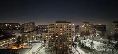 Widok na miasto Warszawa z tego apartamentu