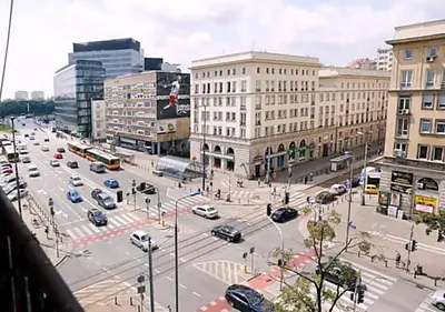 Widok na miasto Warszawa z tego apartamentu