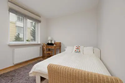 Łóżko lub łóżka w pokoju w obiekcie Apartment near Oncology Center, Novum, Ursynów Arena & Kabaty Forest by Noclegi Renters