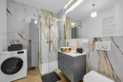 Łazienka w obiekcie 61m2 Włochy Apt - Parking, Gym, Balcony, Workspace - by Rentujemy