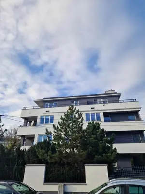 Budynek, w którym mieści się apartament