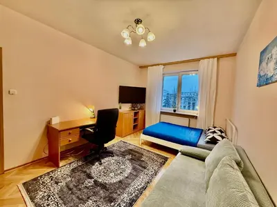 Część wypoczynkowa w obiekcie Cozy Apartmant next to Metro