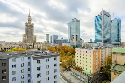Widok na miasto Warszawa z tego apartamentu
