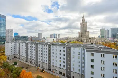 Widok na miasto Warszawa z tego apartamentu
