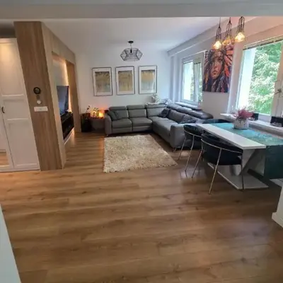 Deluxe Apartment with 2 Bedrooms and fireplace - PERFECT LOCATION - QUIET-NEW