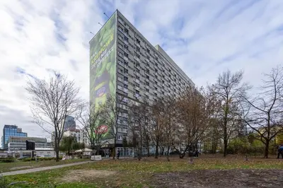 Budynek, w którym mieści się apartament