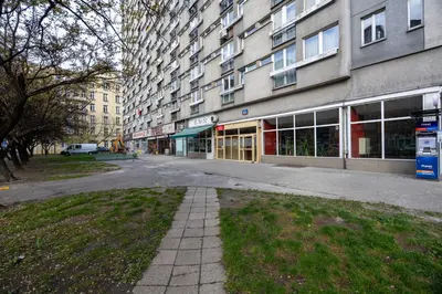 Budynek, w którym mieści się apartament
