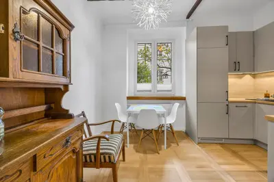 Kuchnia lub aneks kuchenny w obiekcie Warsaw Heartline Apartment by BookingHost