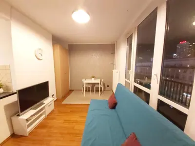 Telewizja i/lub zestaw kina domowego w obiekcie Nice studio flat Super central