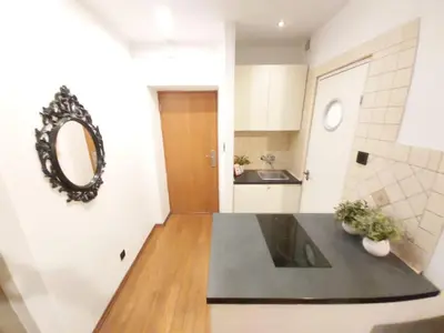Kuchnia lub aneks kuchenny w obiekcie Nice studio flat Super central