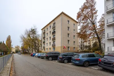 Budynek, w którym mieści się apartament