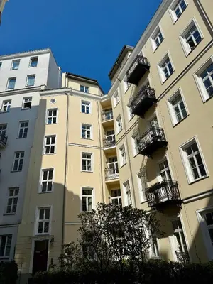 Budynek, w którym mieści się apartament