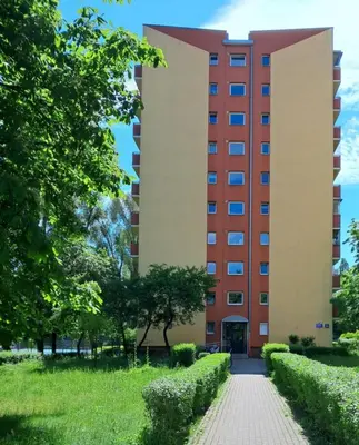 Budynek, w którym mieści się apartament