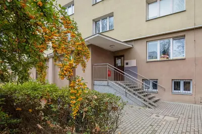 Budynek, w którym mieści się apartament