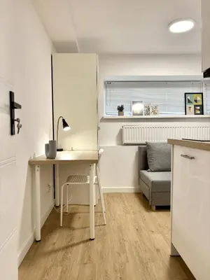 Kuchnia lub aneks kuchenny w obiekcie Smart - Modern Mokotów Studio