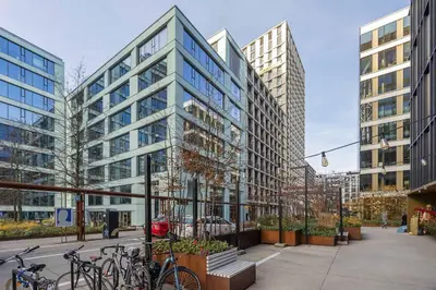 Budynek, w którym mieści się apartament