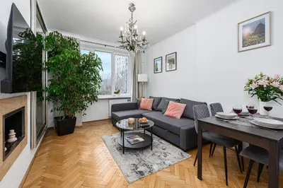 Telewizja i/lub zestaw kina domowego w obiekcie Lumina 3 room apart near Łazienki Królewskie