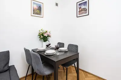 Plan piętra w obiekcie Lumina 3 room apart near Łazienki Królewskie