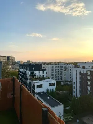 Widok na miasto Warszawa z tego apartamentu