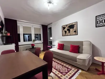 Część wypoczynkowa w obiekcie Elegant Apartment Warsaw Panorama