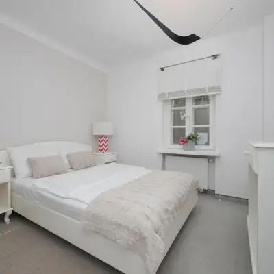Foksal 1A Studio Apartments by Solarento