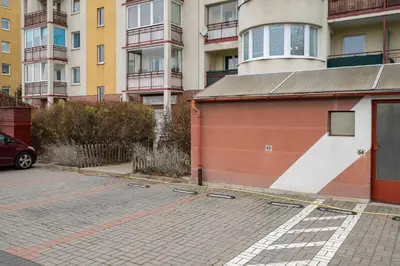 Budynek, w którym mieści się apartament