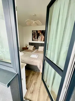 Łóżko lub łóżka w pokoju w obiekcie SPV Rentals Pileckiego 59 lokal 258 Ursynów