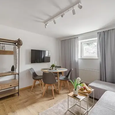 Bemovia House