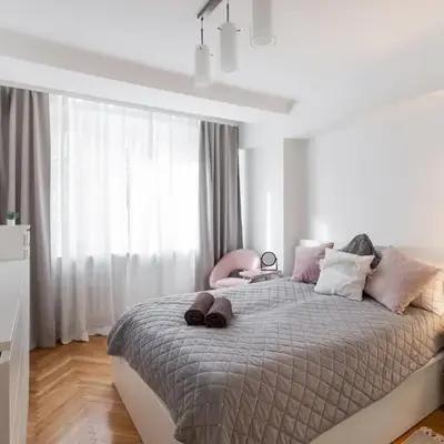Close-Urban Chic - One-Bedroom near POLIN Museum