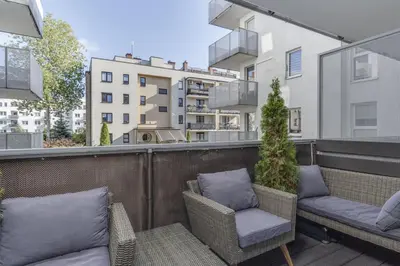 Balkon lub taras w obiekcie Apartment near Royal Lazienki Park