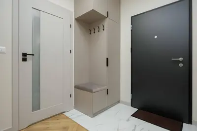 Plan piętra w obiekcie Pastel Apartment in Warsaw with Garden, Parking and Desk for Remote Work by Noclegi Renters