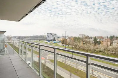 Balkon lub taras w obiekcie Ursynów Apartment with Desk & Balcony by Noclegi Renters