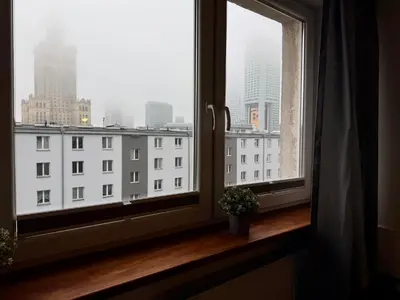 Widok na miasto Warszawa z tego apartamentu